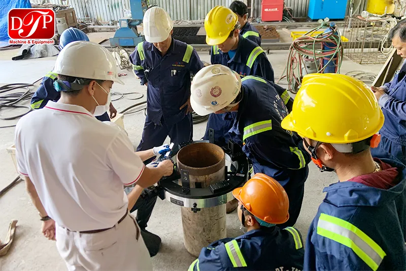 DTPVIETNAM BÀN GIAO 3 MÁY CẮT VÀ VÁT MÉP ỐNG TAOLE CHO 2 ĐƠN VỊ THI CÔNG ỐNG