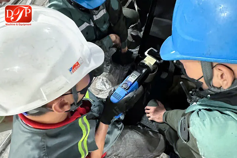 dtpvietnam-ban-giao-sung-siet-bulong-thep-hoa-phat-dung-quat-gedore-lew-60-7