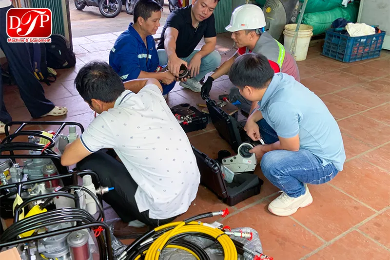 ban-giao-giai-phap-siet-bulong-thuy-luc-bao-tri-cong-nghiep-offshore-8