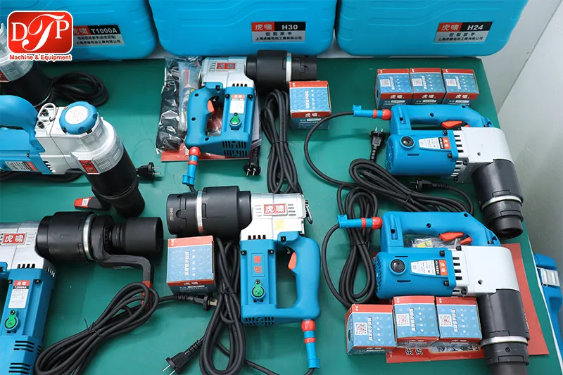 dtpvietnam-nhap-kho-sung-siet-bulong-sung-cat-duoi-bulong-huxiao-2026-9